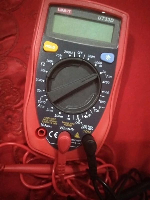 万用表怎么测量电瓶电压_汽车大师