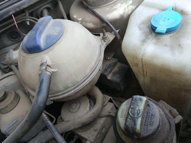 大师好,请问07款捷达空调继电器具体在哪个位置,谢谢