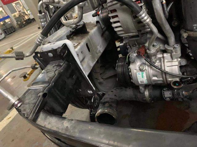 雪天路滑,追到大货车尾巴,右前大梁轻微变形,这个影_斯柯达_柯迪亚克