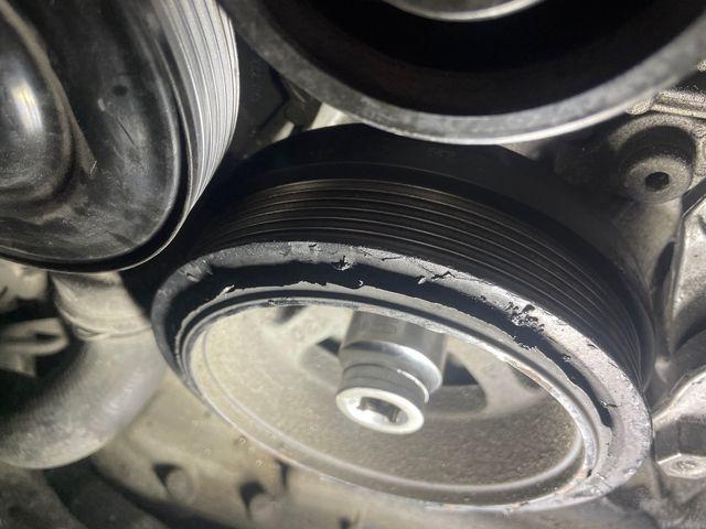 奔驰s300曲轴皮带盘怎么拆