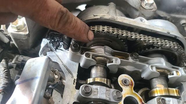 日产尼桑轩逸2020款正时链条安装和进气凸轮轴,带调节电机,如何安装的