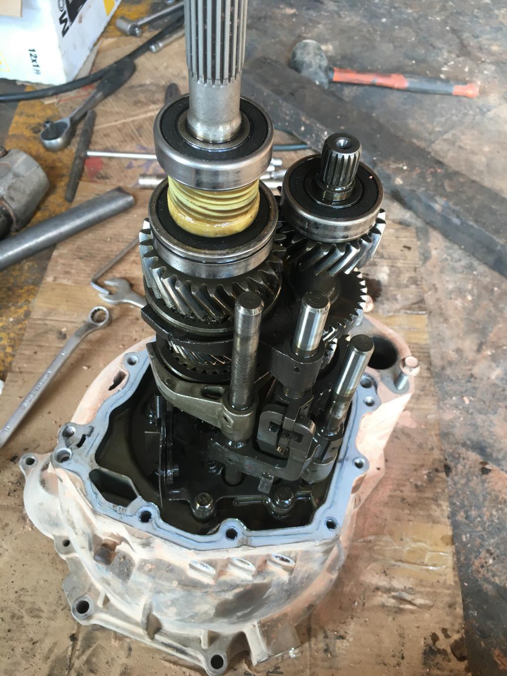 2变速箱怎么分解更换输入轴轴_五菱汽车_五菱宏光 _汽车大师