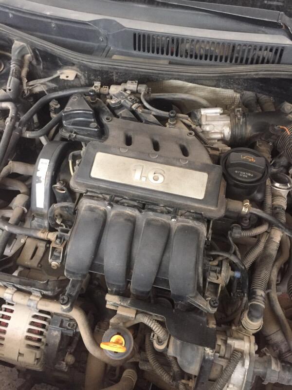 技师于雷老款的q**0就是老宝来1.6自动za113发动机.q**0ea111发动机?