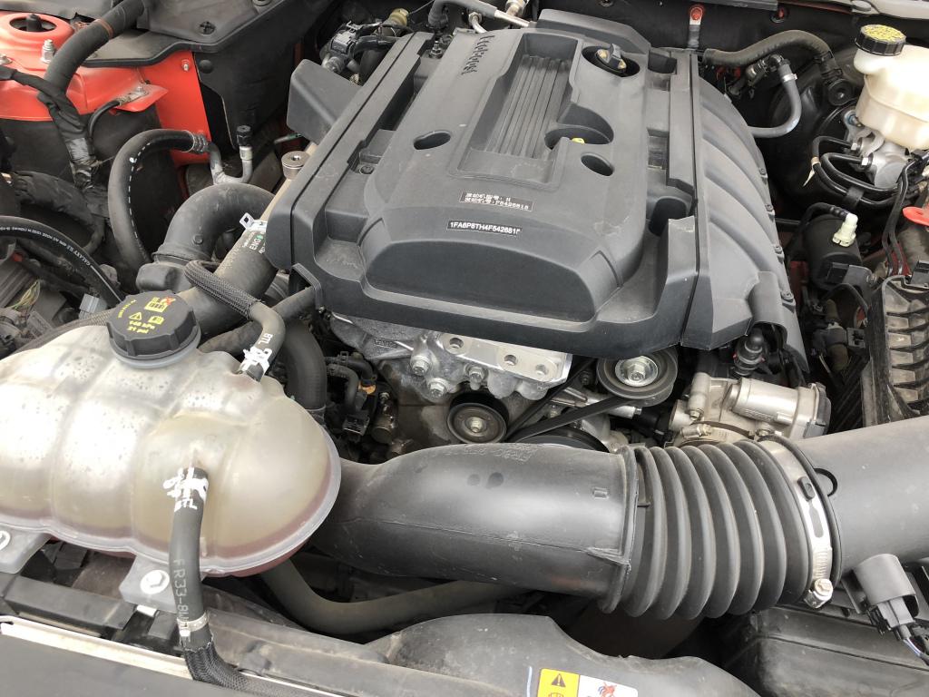 福特野马23t发动机两年漏油什么原因