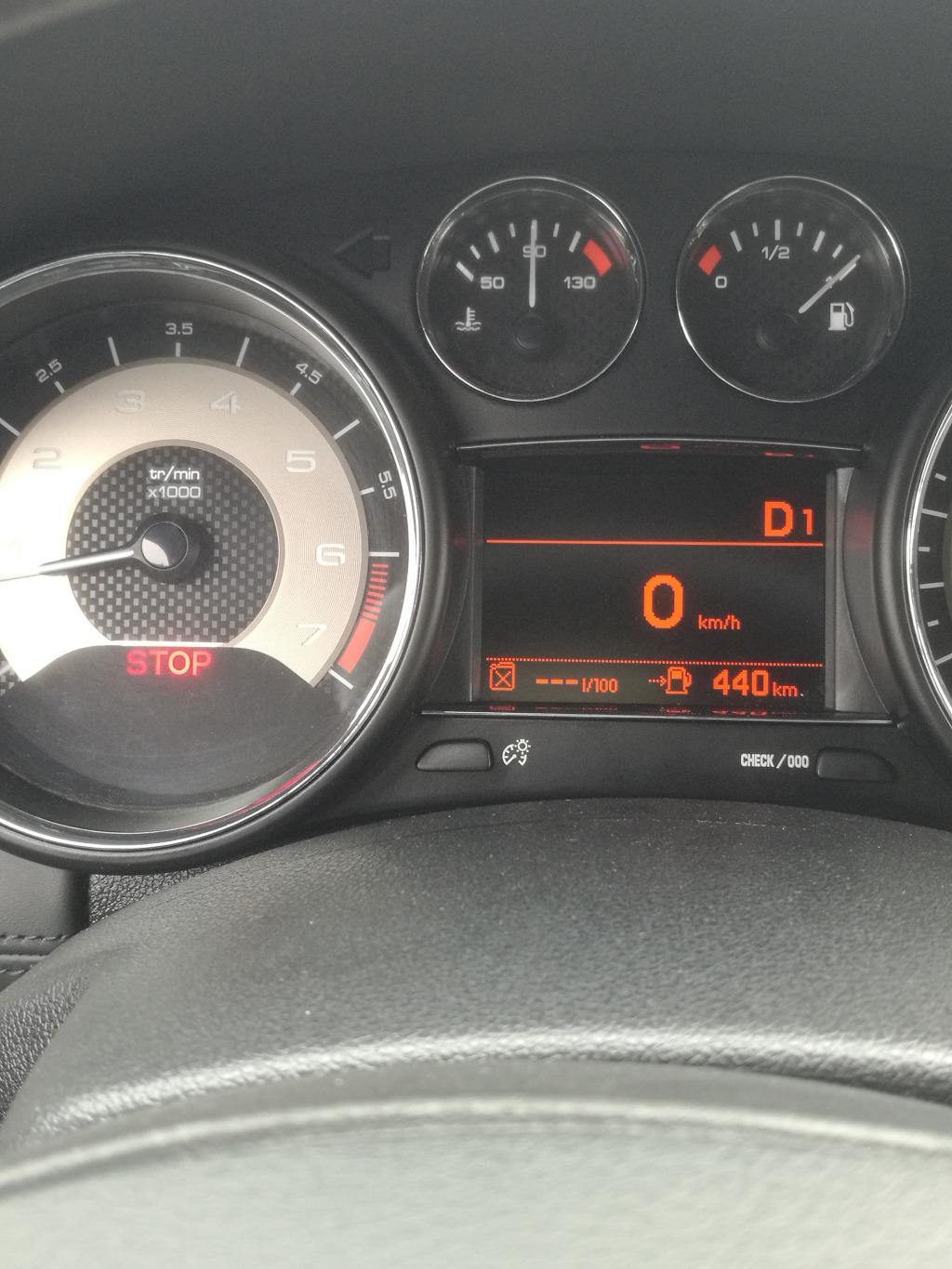 我的标致rcz挂入d档,仪表盘上应显示d档_标致_标致rcz_汽车大师