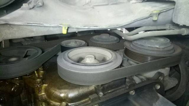 丰田老款花冠1.8组合皮带怎么拆啊,急_丰田_花冠 _汽车大师