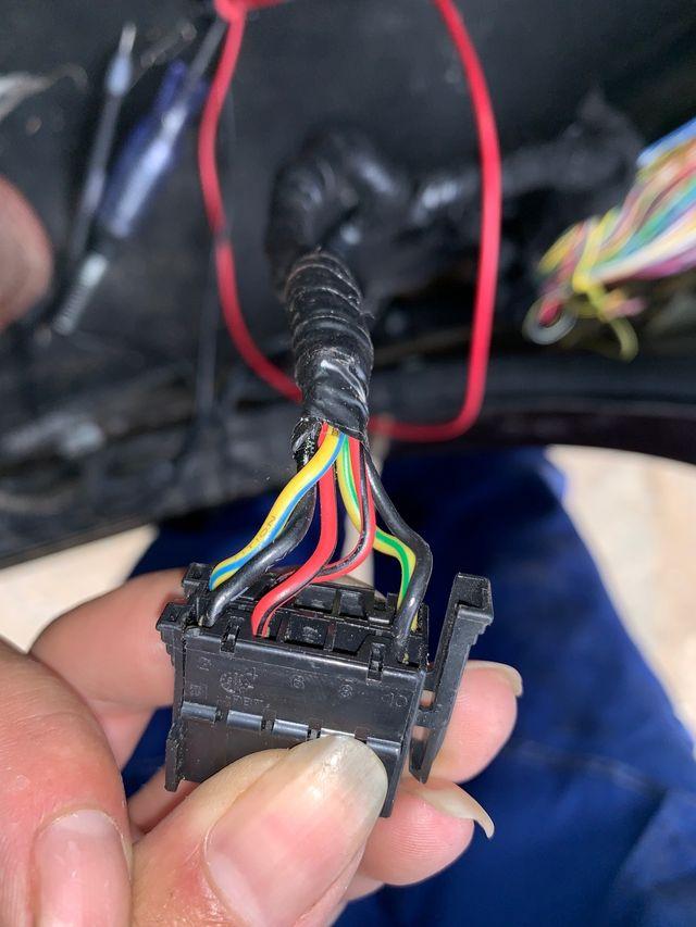 比亚迪s7不供油插头没电问下保险继电器多少号