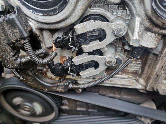 宝马730更换了减震器动作测试气打起来了没问题一跑就趴下去了