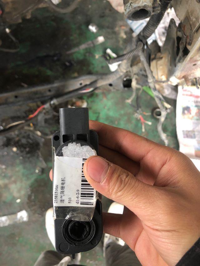 发动机打火马达没反应,报进气格栅电机故障,是事故车_宝骏_宝骏310w