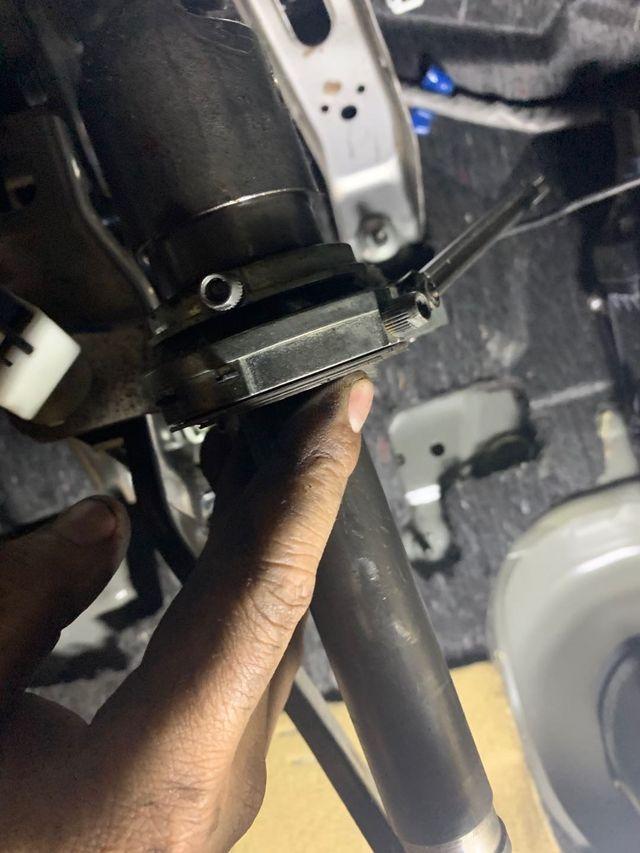 09款crv方向盘十字轴上有个像游丝一样的怎么安装的