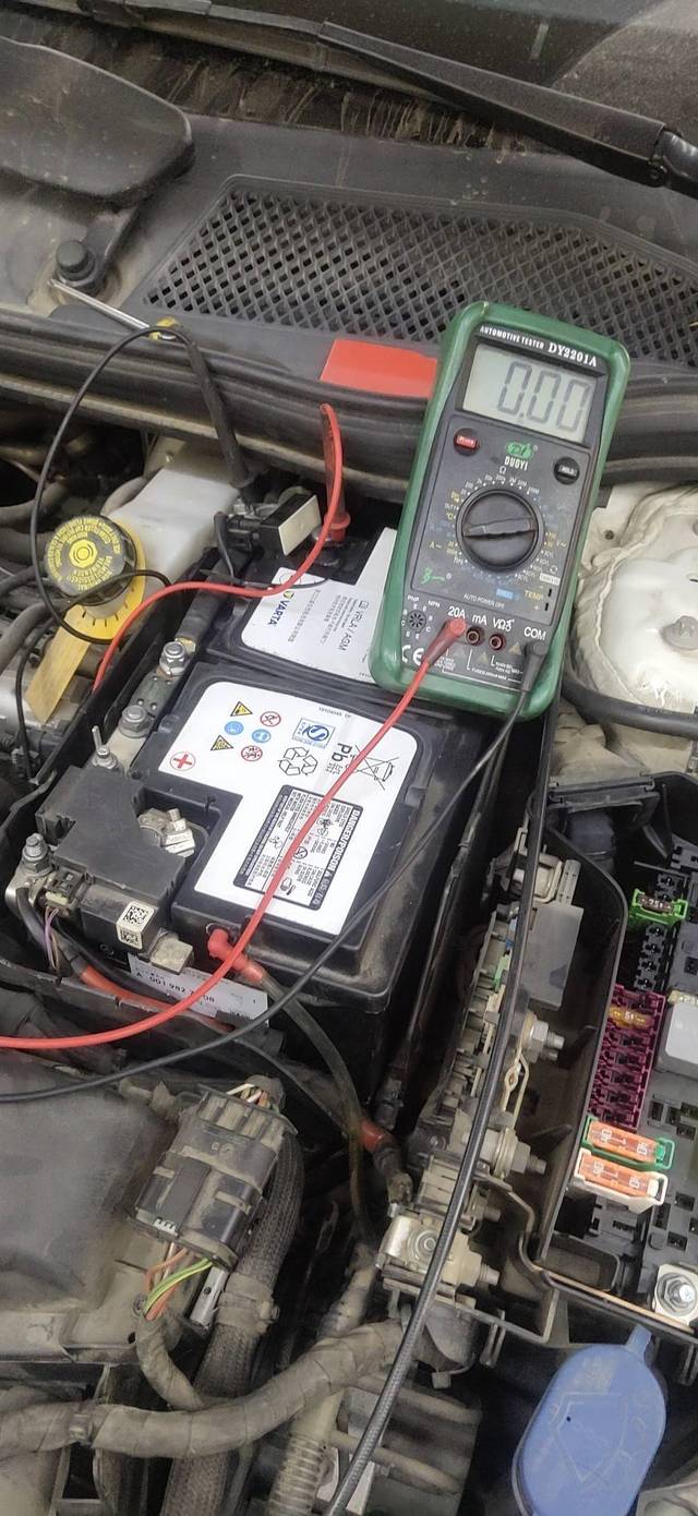 奔驰cla220汽车漏电不知道是哪里漏电测不出来