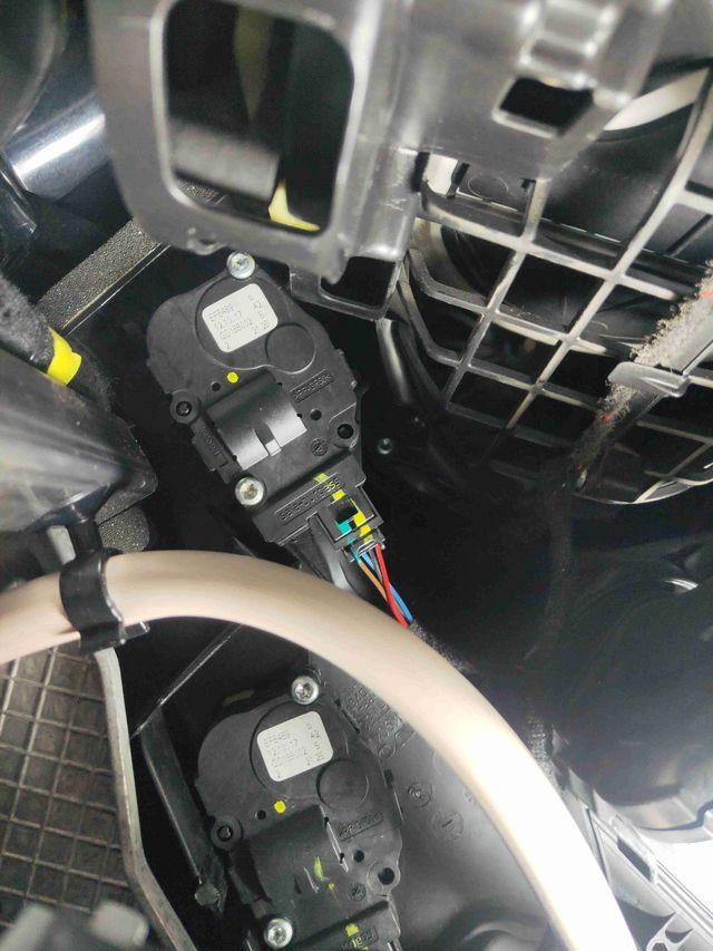 你好17年沃尔沃s60的风门马达在什么位置_沃尔沃_沃尔沃s60_汽车大师