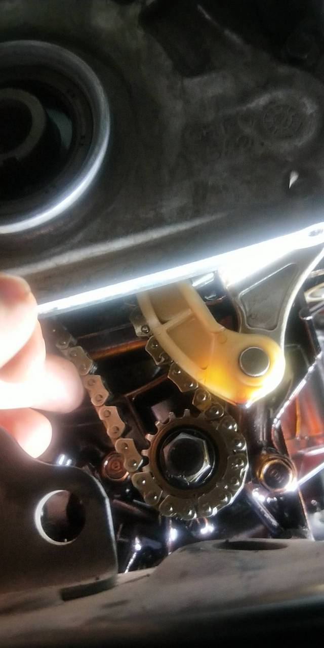 本田奥德赛加油门一千转的时候油底壳位置有斯拉斯拉异响油门在大点就