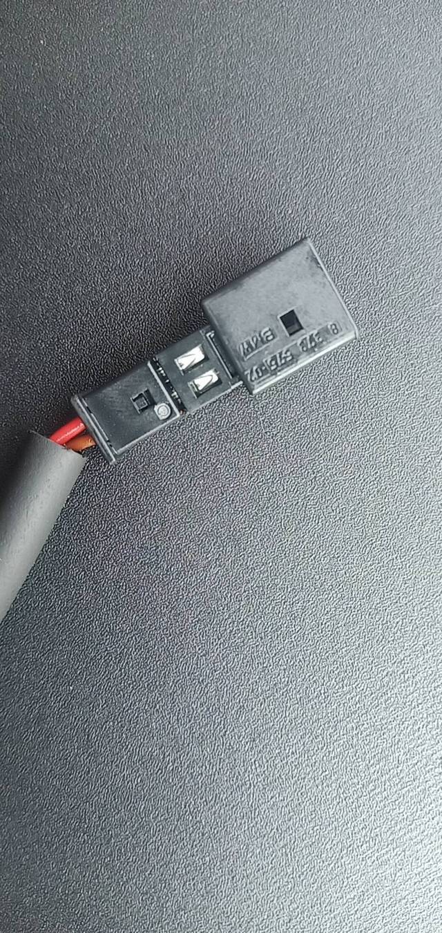 宝马z4硬顶打不开故障显示车壳2霍尔传感器故障