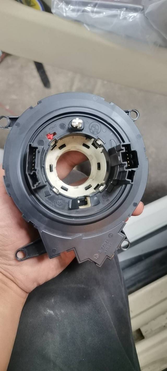 报dsc转向角传感器可信度换了4个了然后数据显示一直是1440度