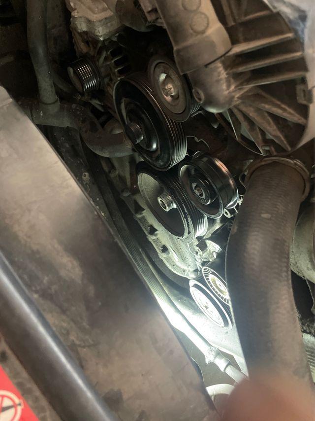 奔驰s300曲轴皮带盘怎么拆