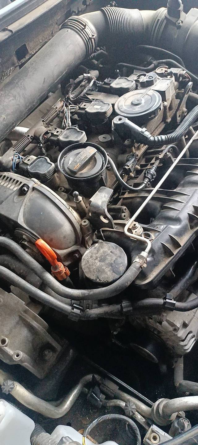 大众迈腾水箱电子扇水温高时不转开空调转