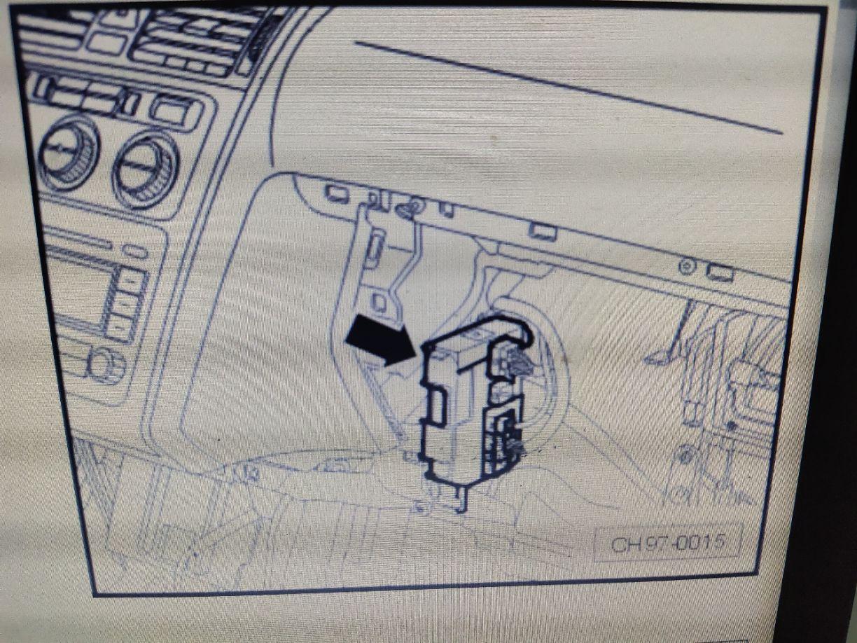 05年大众途安后尾门油箱盖打不开