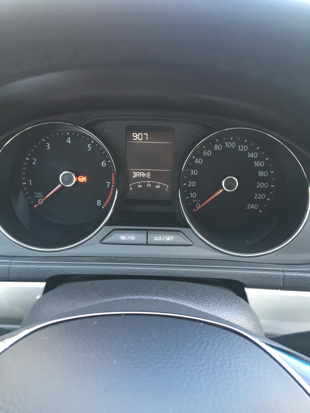 大众汽车仪表盘出现brake是什么问题