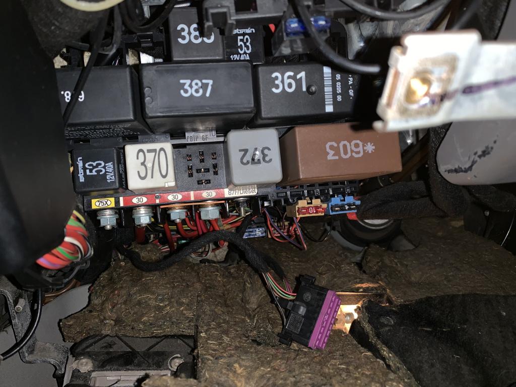 03年30奥迪a6空调开不了