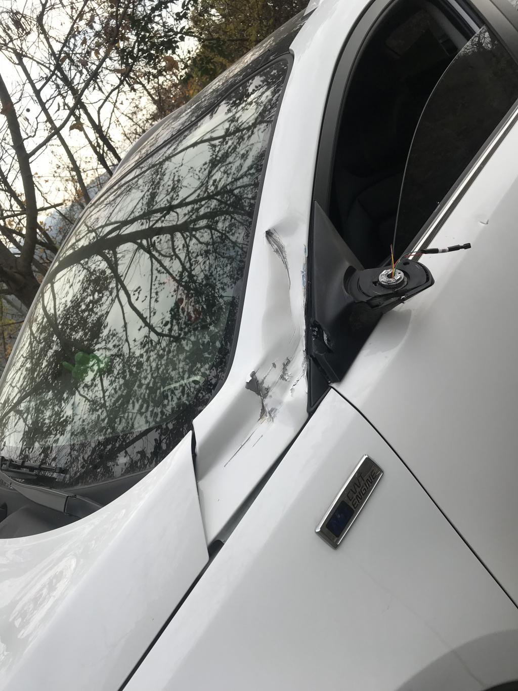 汽车a柱切割更换