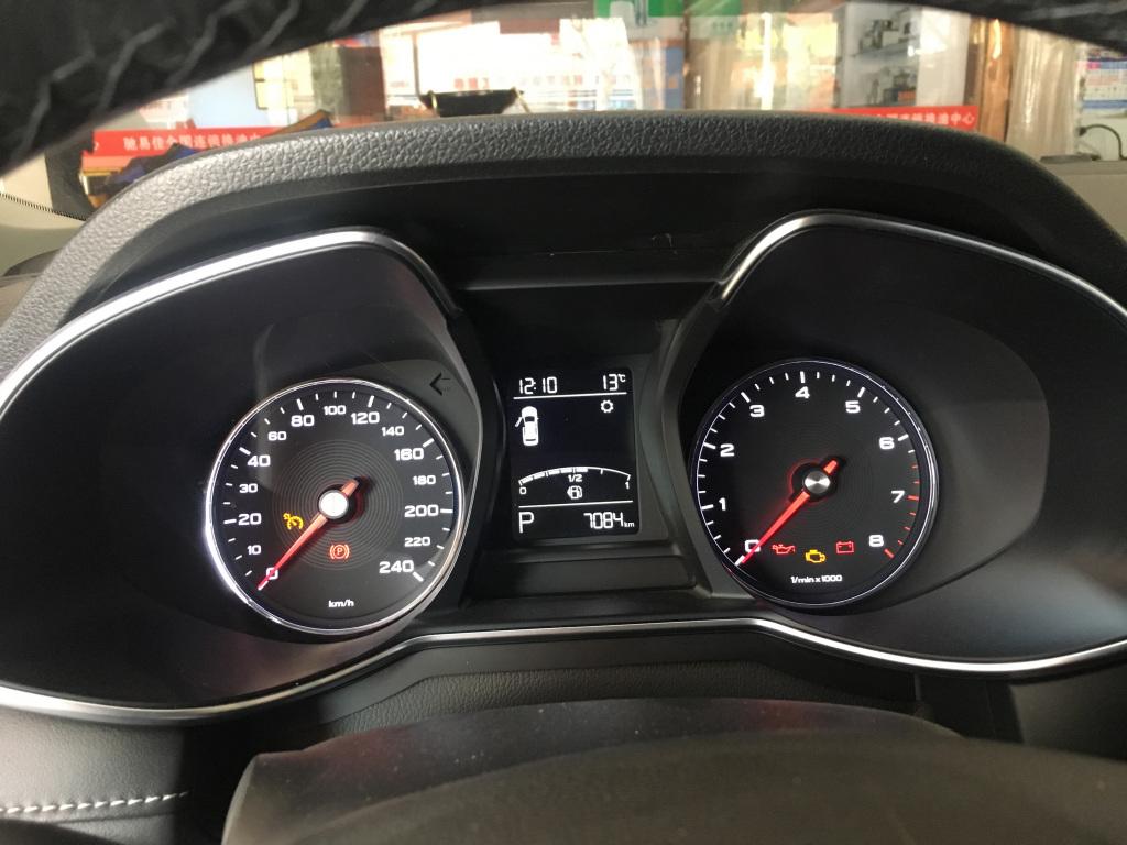 名爵6保养灯归零