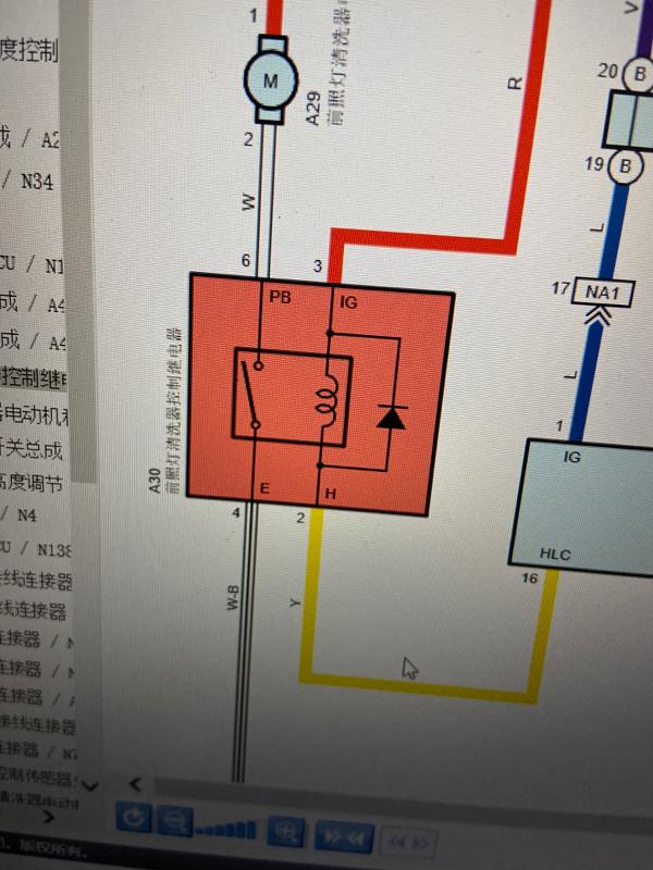 丰田皇冠雨刮不喷水他那个大灯清洗控制继电器线怎么接