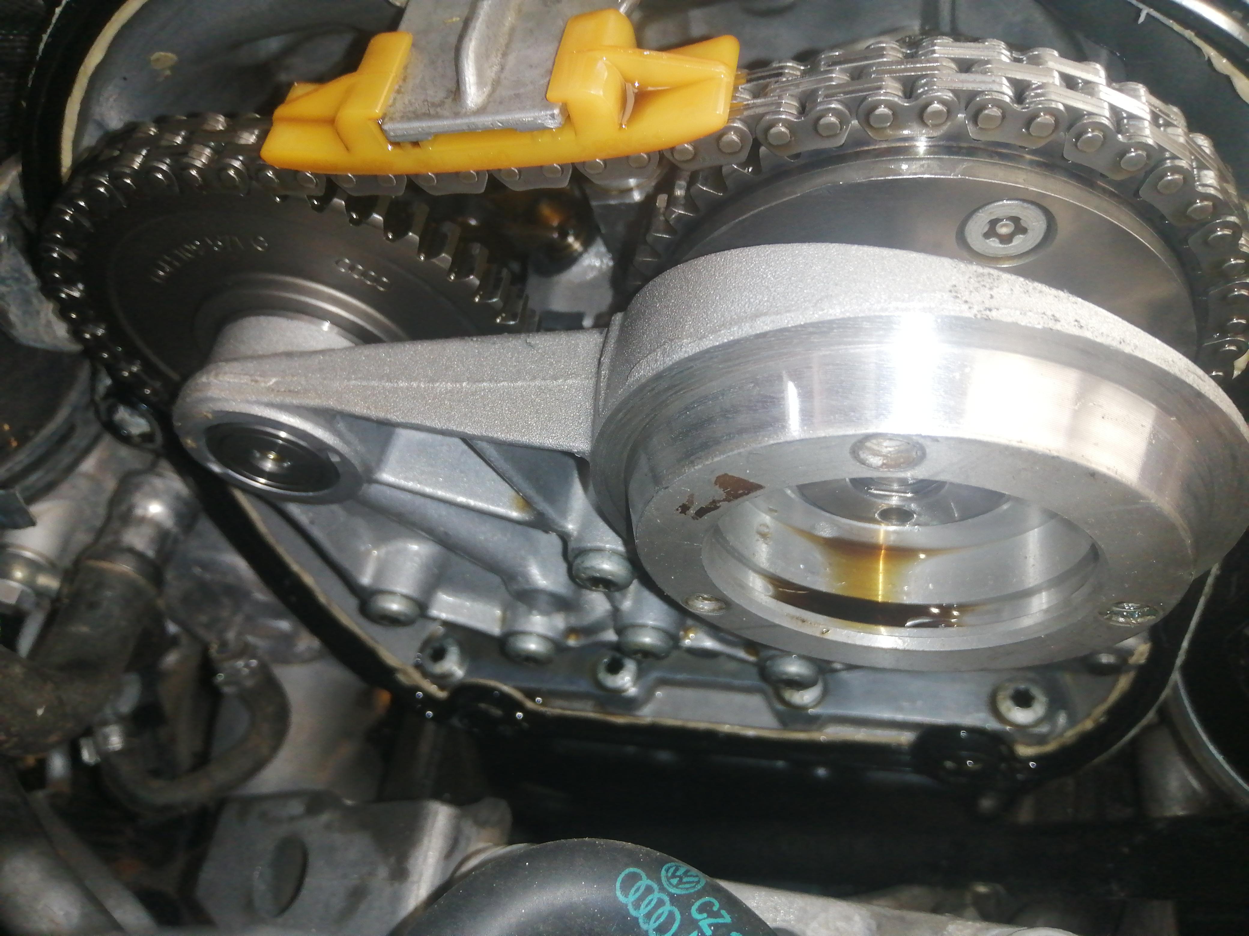 2代ea888发动机,拆过桥支架不用动正时,排气凸轮轴少根螺丝,肯定影响