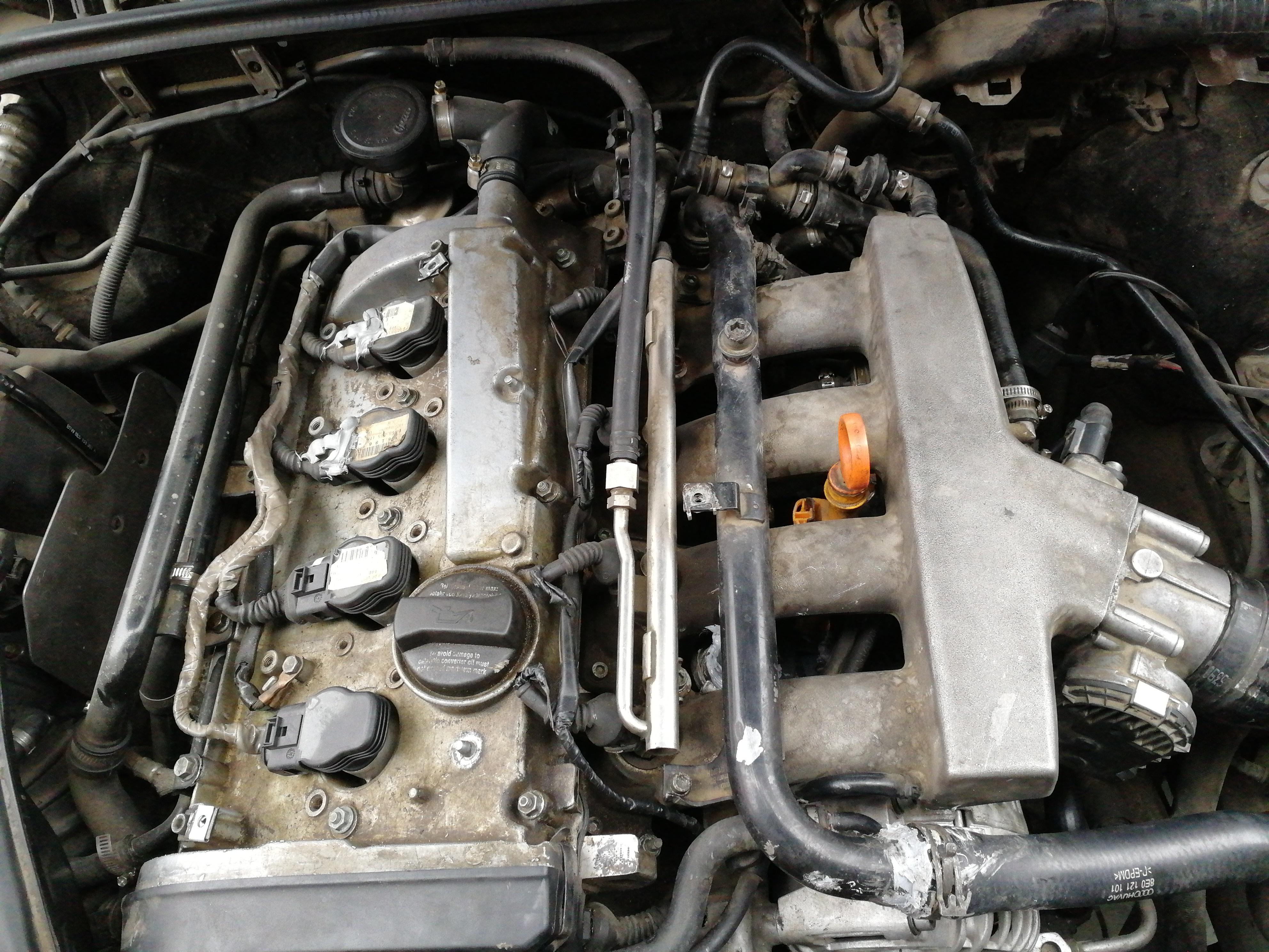 老款奥迪a4,请问控制风扇的水温传感器在哪里?_奥迪_奥迪a4 _汽车大师