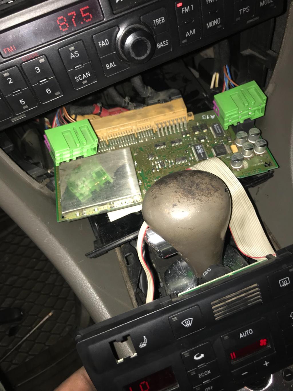 老奥迪a6熄火空调会白动打开