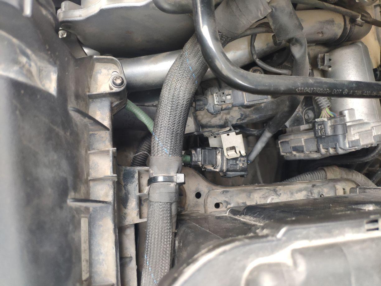 13年奔驰b200 1.6t.上个月水泵漏换了水_奔驰_奔驰b级_汽车大师