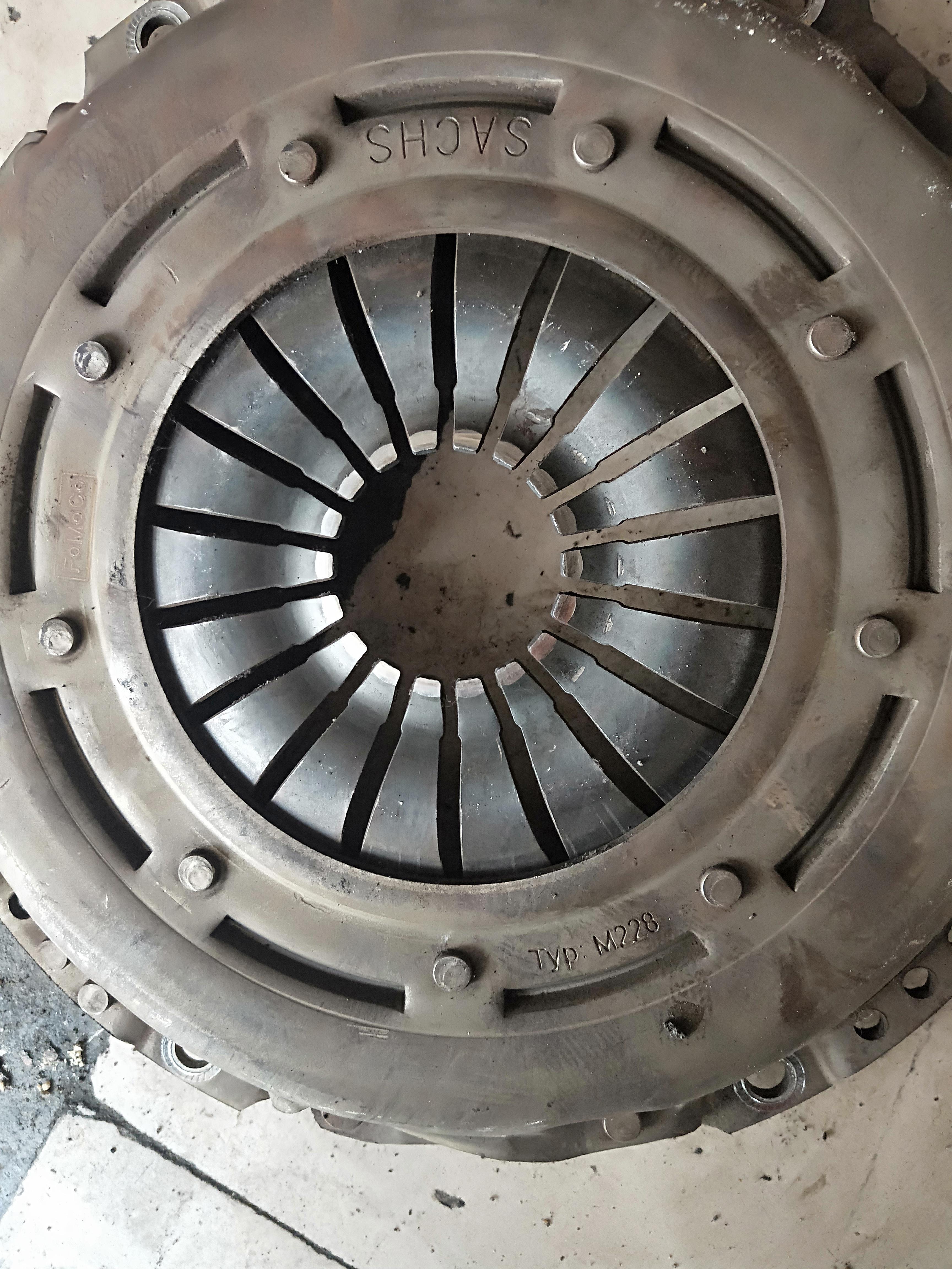 变速箱已经拆下压盘无异常分泵是配套件如何辩解