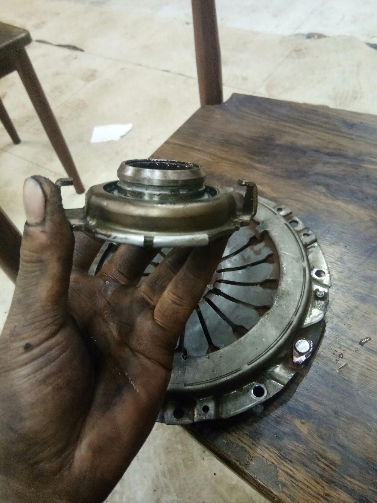 现代索纳塔20装上离合器三件套一直处于分离状态
