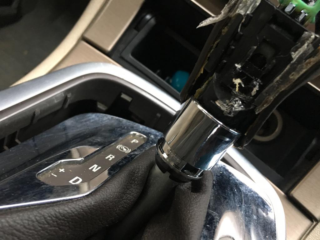 09款别克新君威挂档球更换