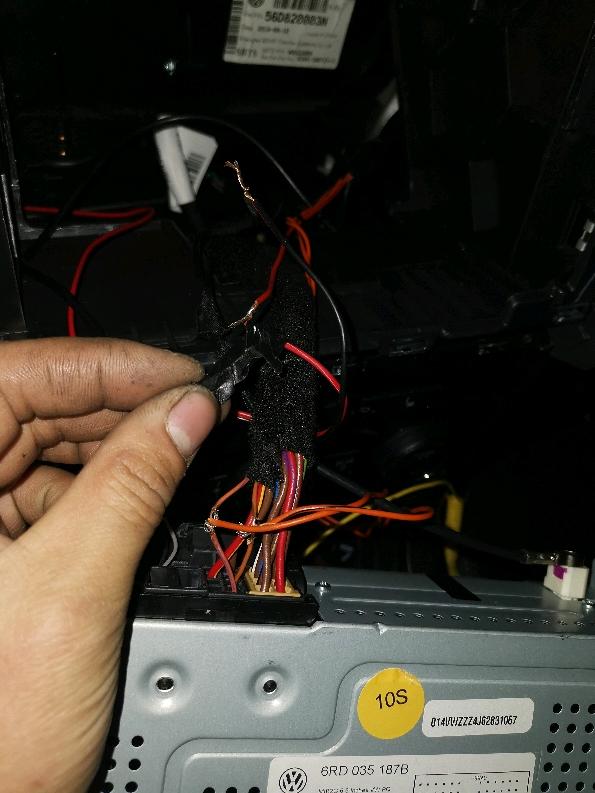 18年帕萨特倒车影像问题