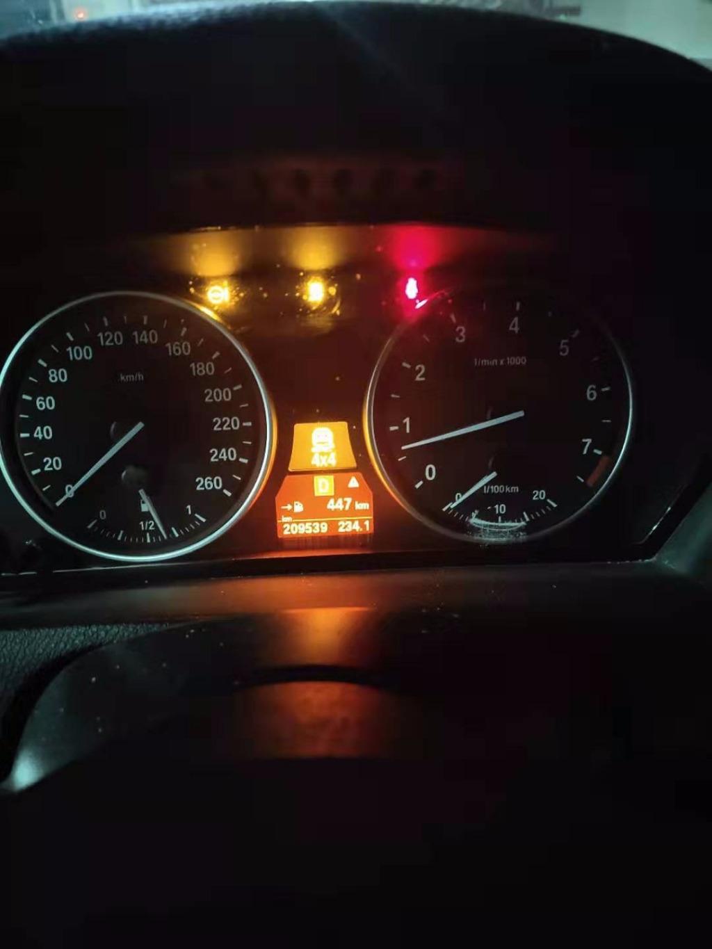 宝马x5亮很多故障灯