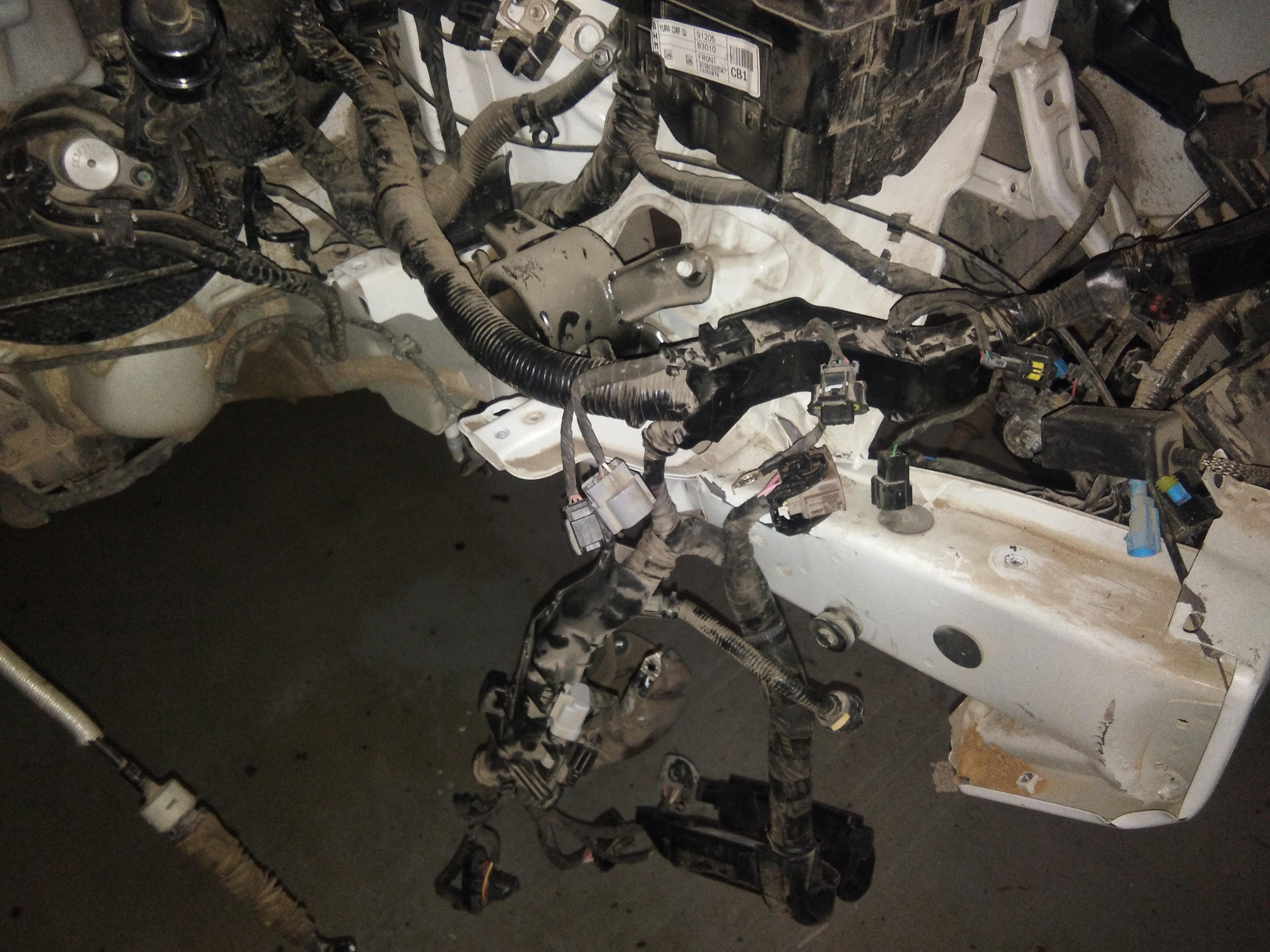 这种程度大梁变形换还是修