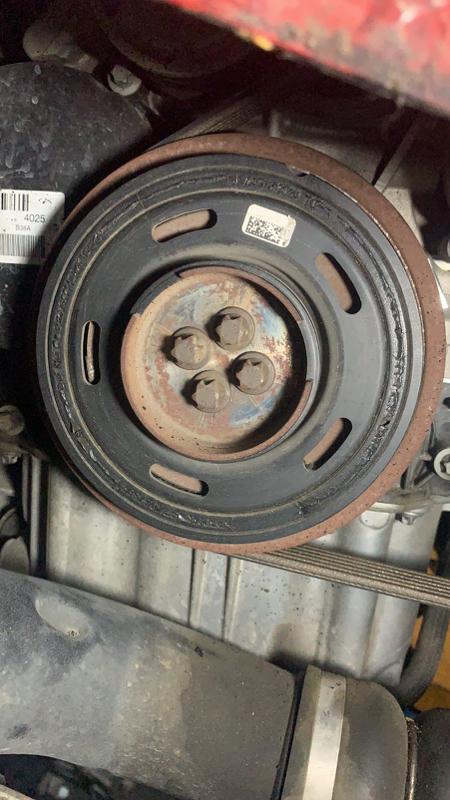 宝马minicooper更换曲轴盘