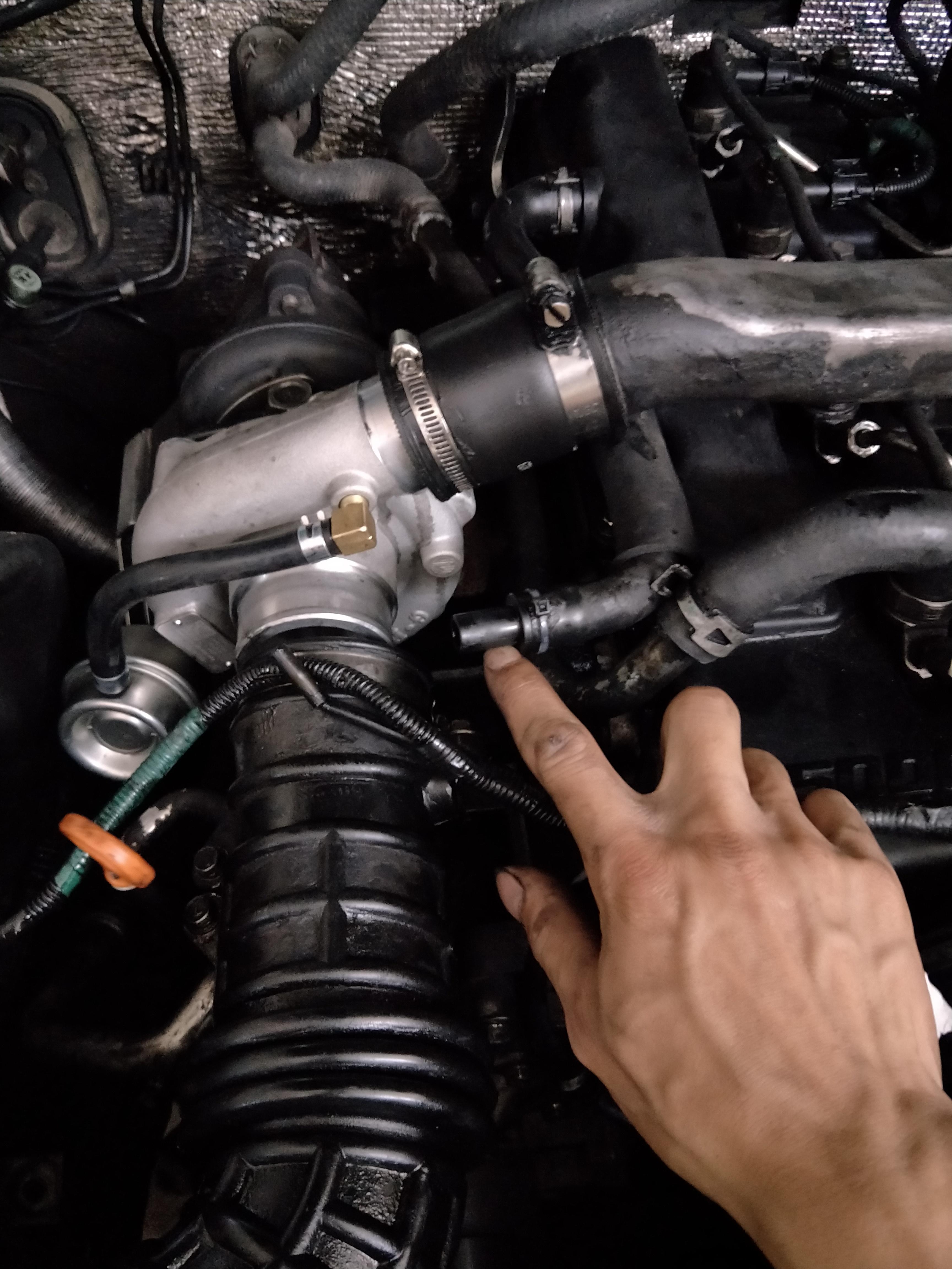 东方郑州日产皮卡zd25发动机前10天刚刚在外地大修后跑了100多公里费