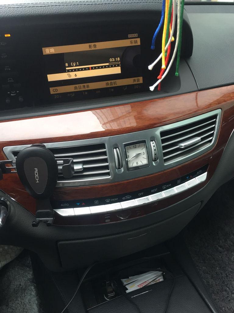 06款的奔驰s500里面的mp3功能是怎么用的接口在什么地方求大神