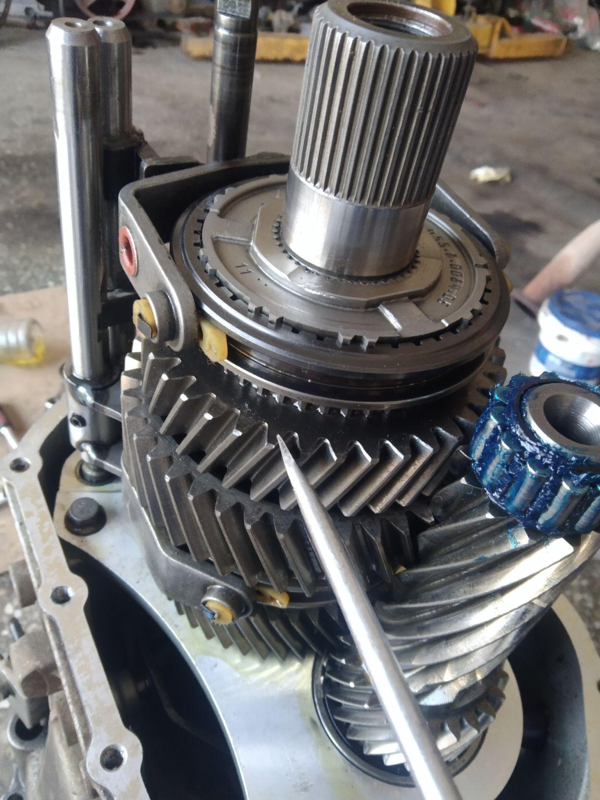 哪位大师知道江淮瑞风v7100的变速箱拆装步骤_江淮_瑞风_汽车大师