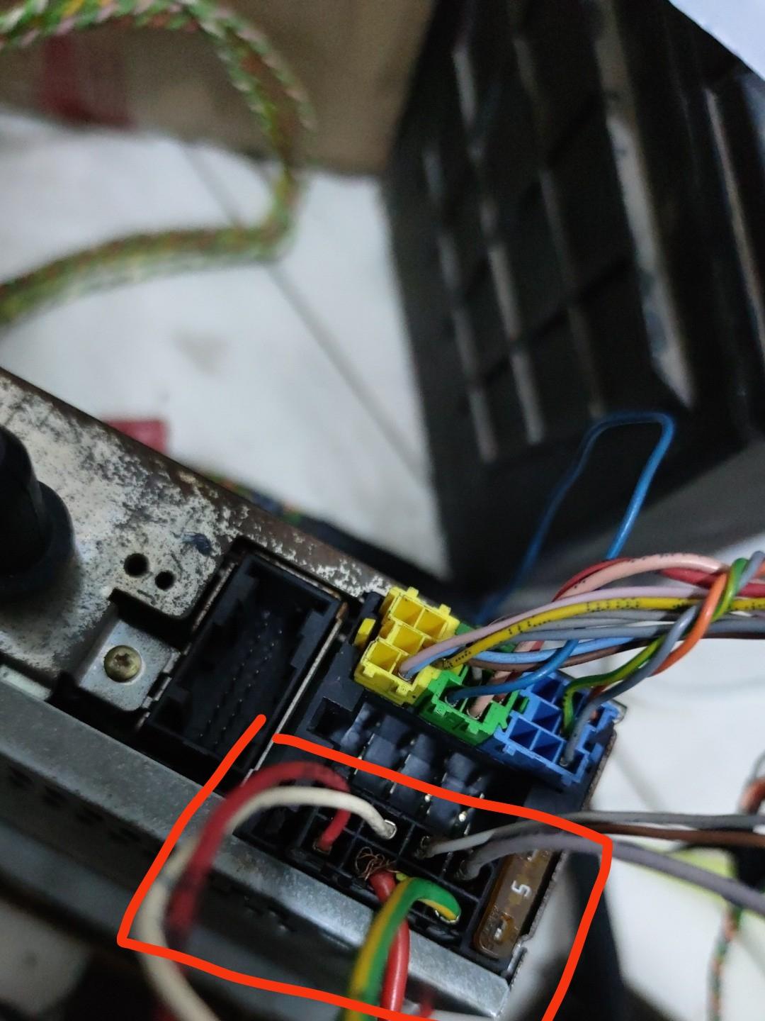 求标志607,cd主机接线定义图,我搜了一下是歌