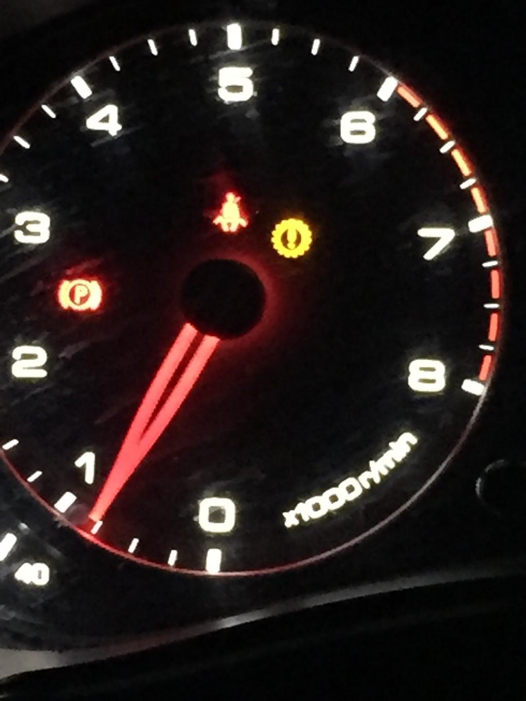 众泰z700故障灯黄色圆的是什么故障灯,为什么会亮?