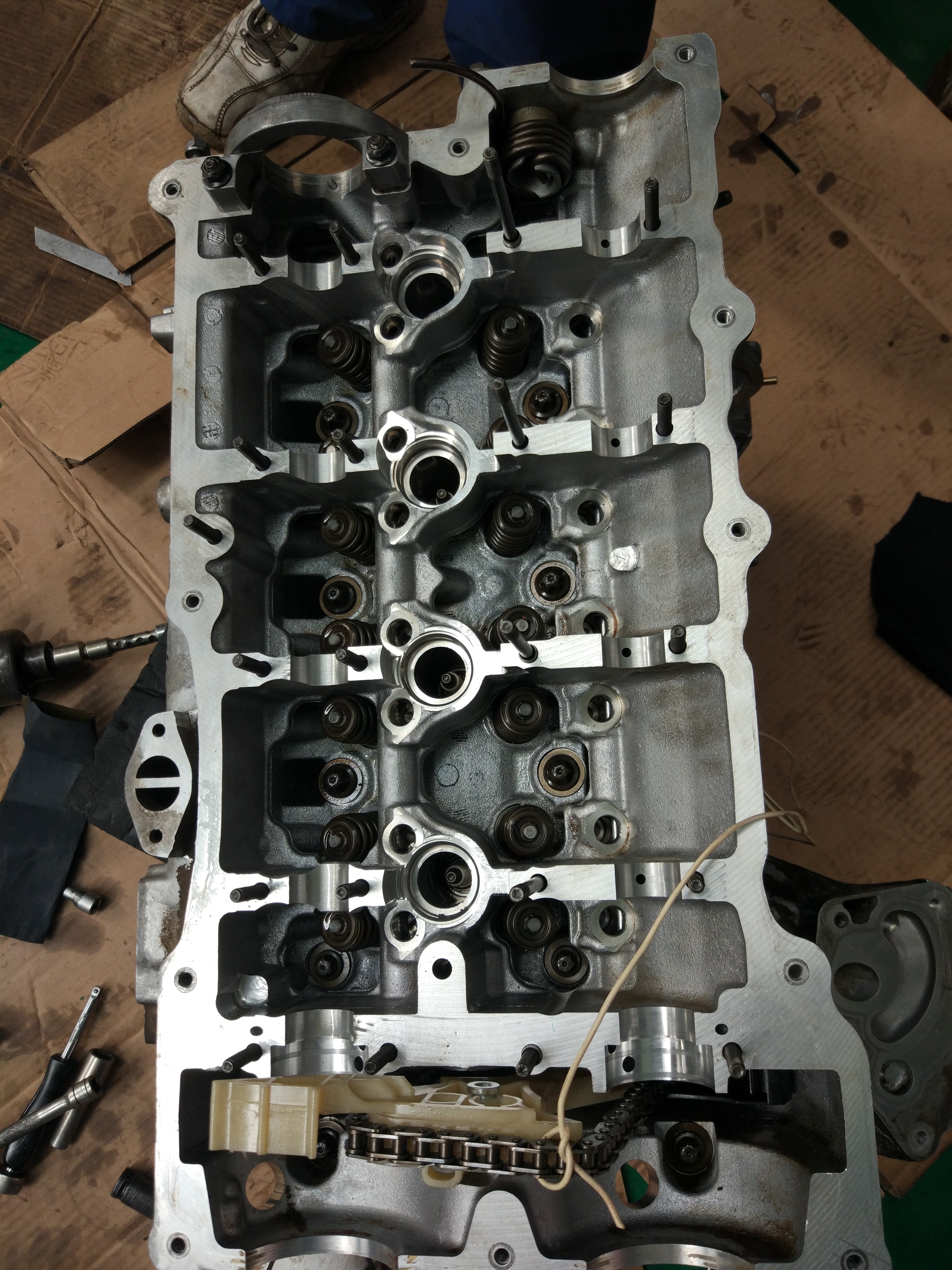 与李渊的对话 宝马320i大修n46b发动机发动机缸盖螺丝力矩是多少?