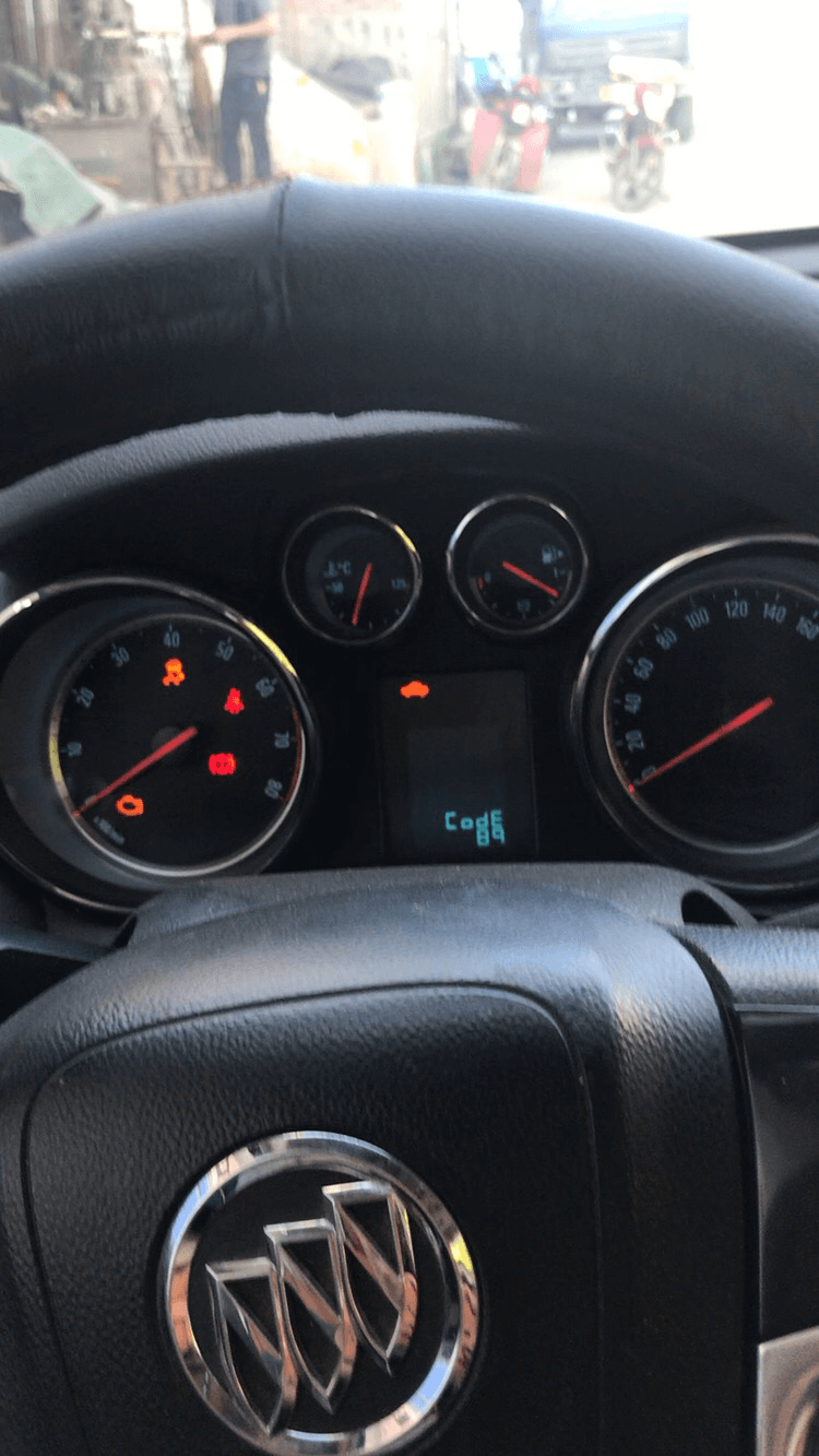 仪表盘如图显示档位杆指示灯不亮车子能通电但无法启动请问老师怎么