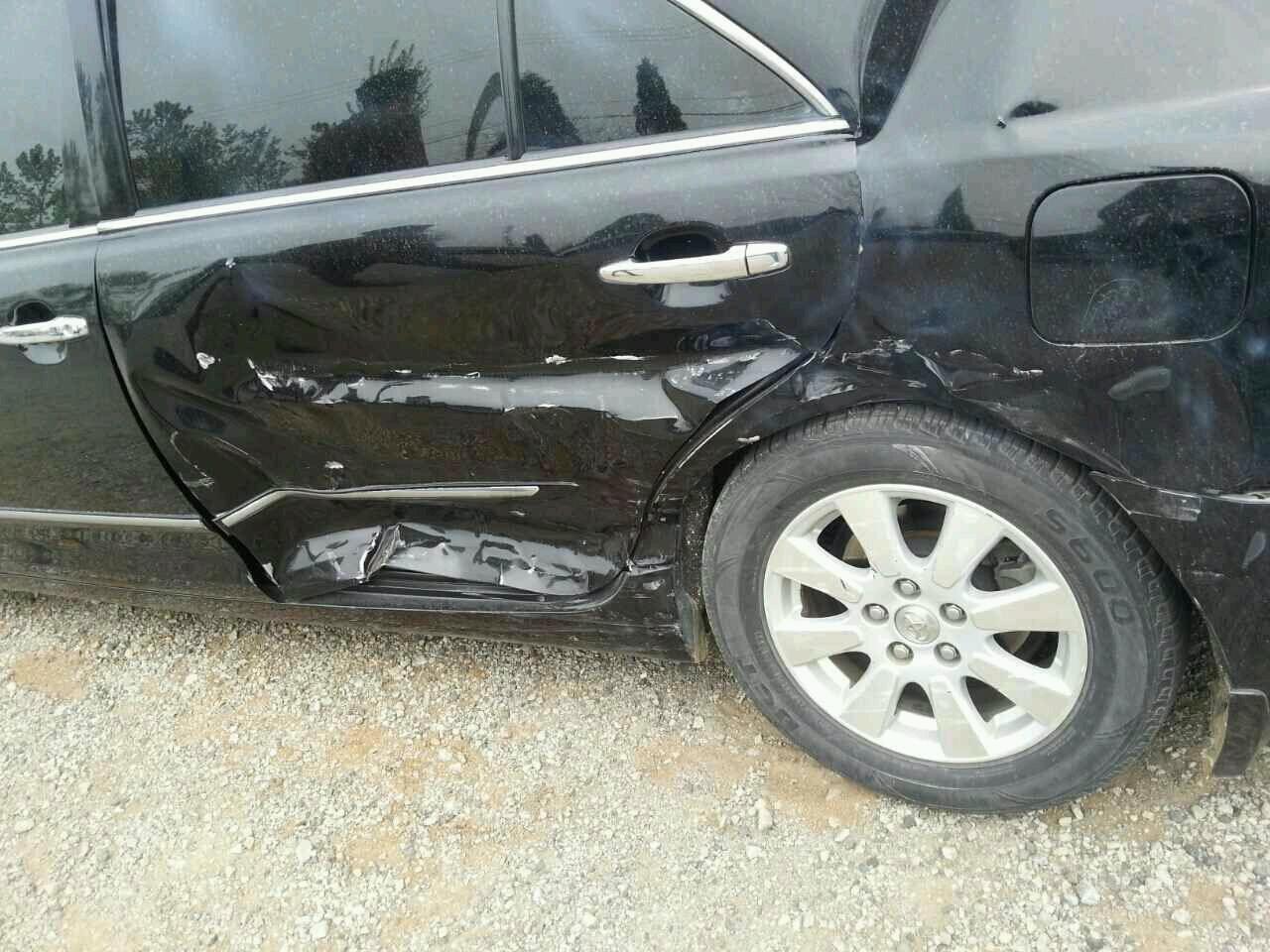 凯美瑞08年的车开了十几万公里,出车祸四门气囊帘全