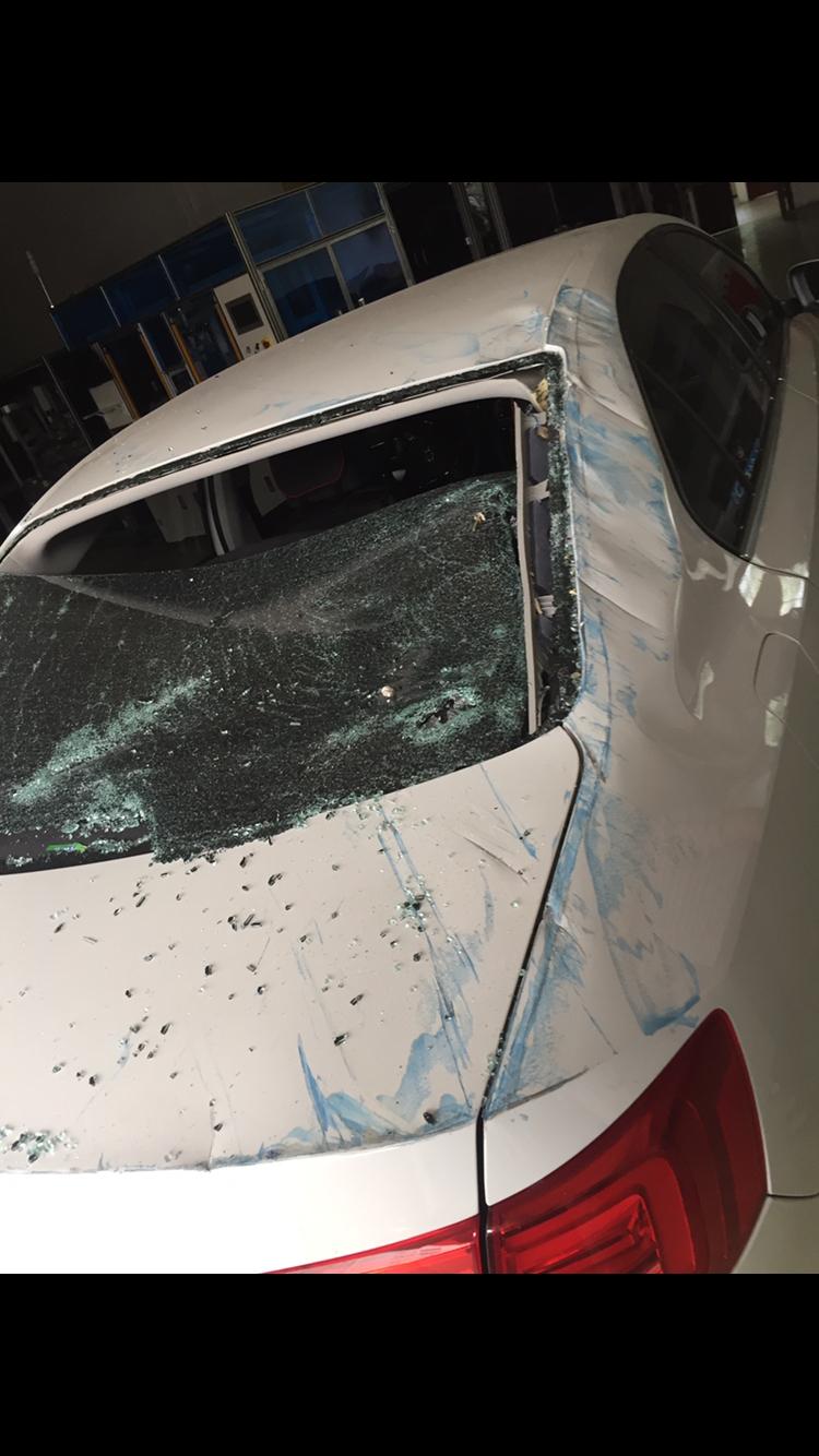 这种情况车c柱做切割修复还是板金修复类