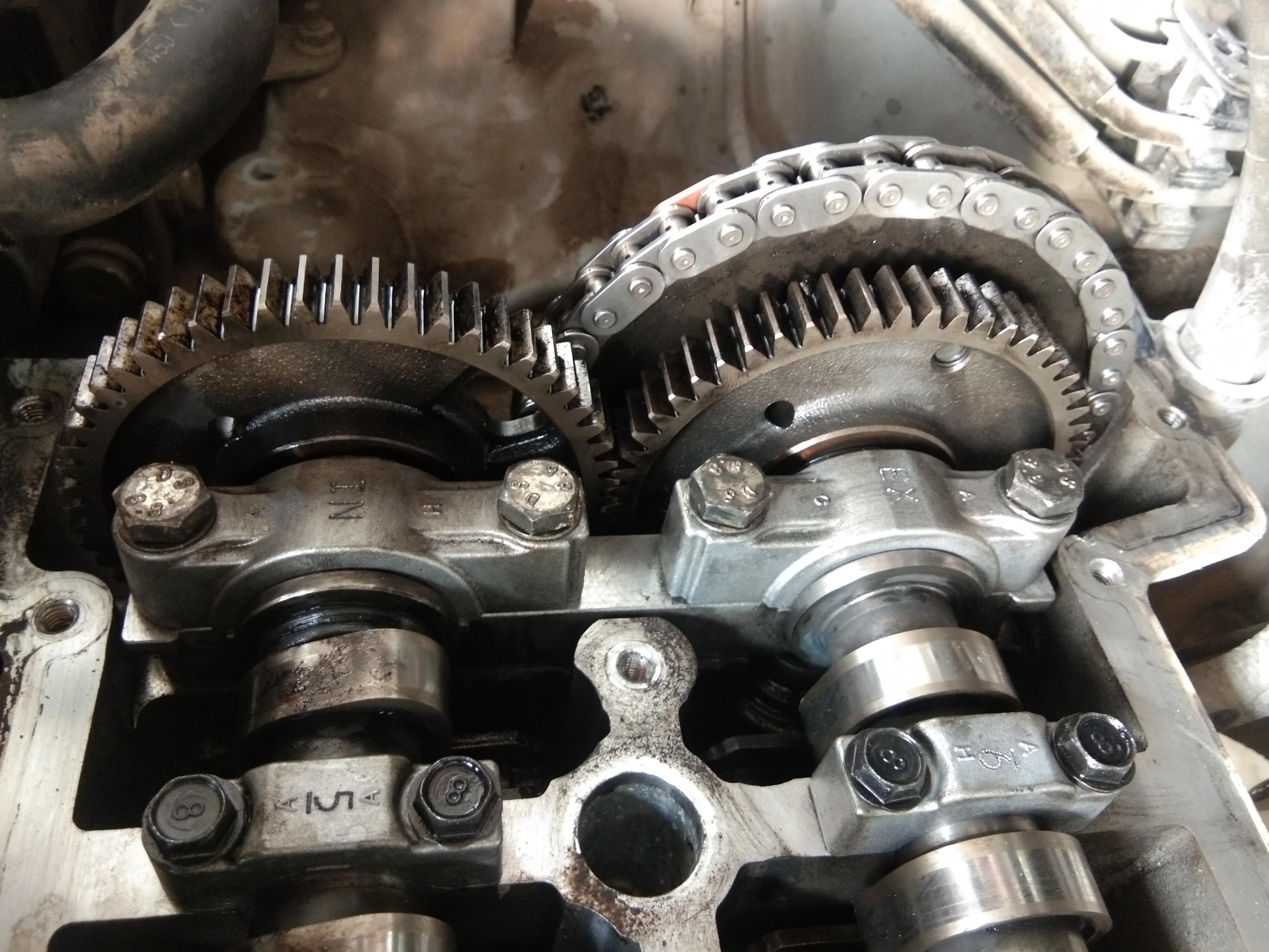 2011年的双龙柯兰多柴油2.0t的车子   正时链条怎么对?