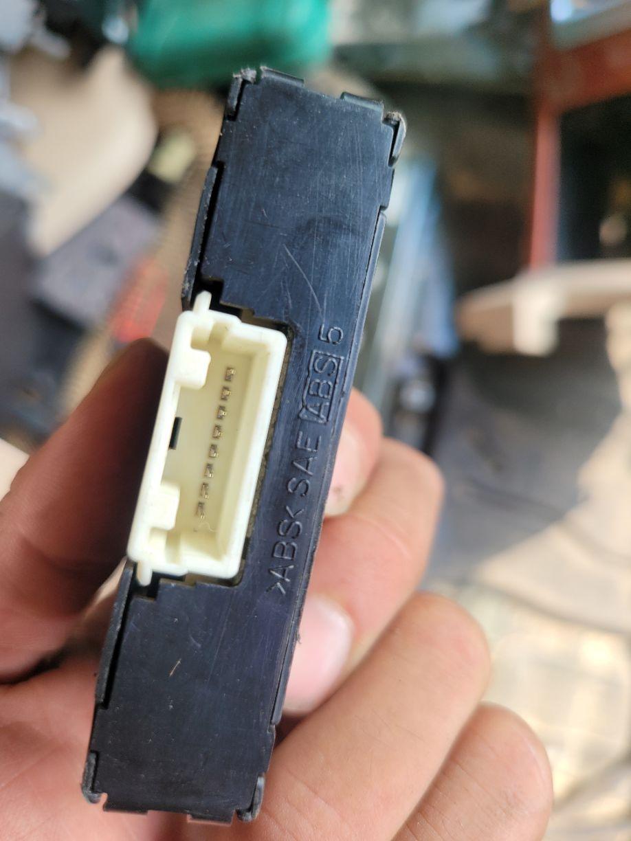 13年进口陆巡, b2799故障车辆打着就熄火,_丰田_兰德酷路泽(进口)